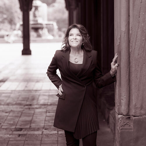 Rosanne Cash to perform at Westport Country Playhouse in Westport Connecticut in July 2025